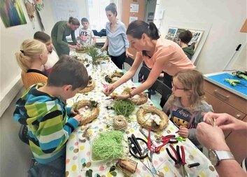 Velikonoční dílničky Young Caritas v Plzni