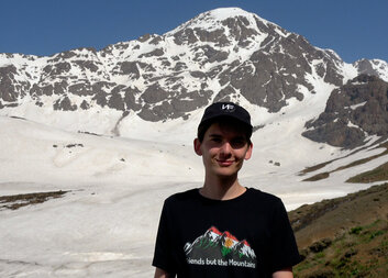 „Dobrovolnictví v Iráku mi pomohlo ujasnit si budoucnost. Žít mimo Evropu je zásadní zkušenost,“ říká Daniel